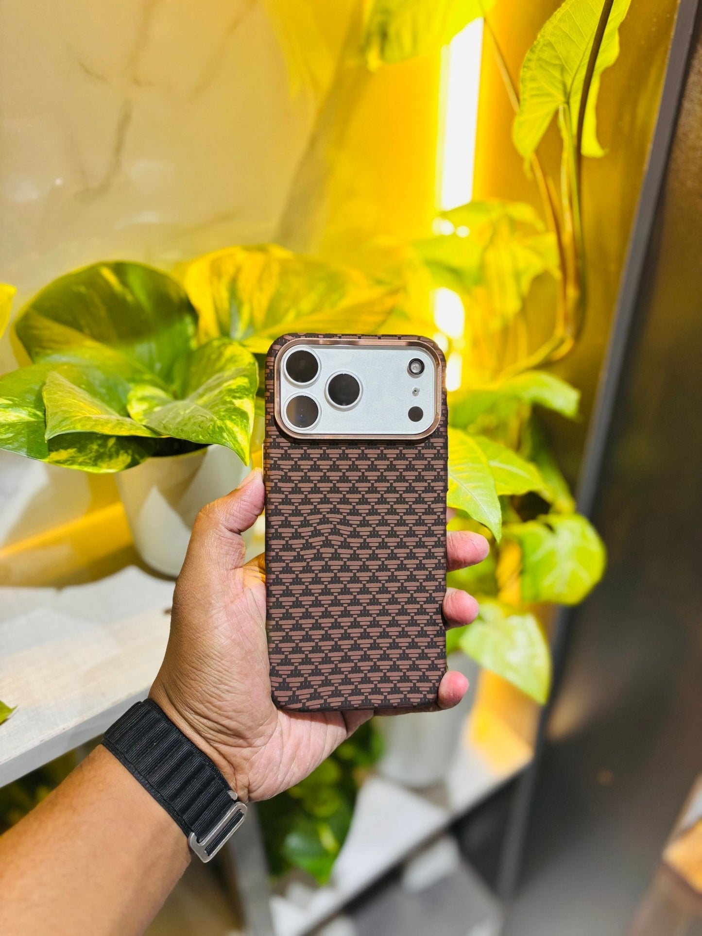 Luxo Carbon X - Online lifestyle - Luxo Carbon X