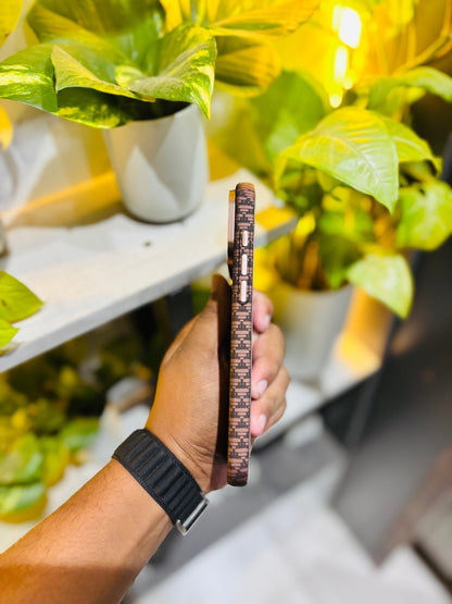 Luxo Carbon X - Online lifestyle - Luxo Carbon X