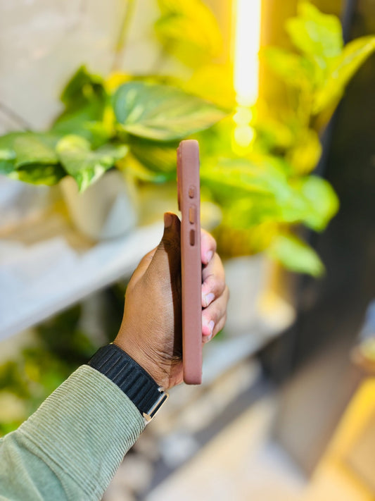 TechWoven Royel Brown - Online lifestyle - TechWoven Royel Brown